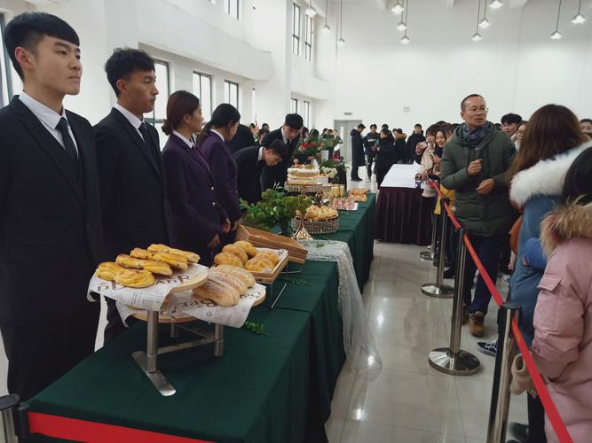 匠心服务，礼耀青春——酒店管理系技能展示活动圆满举行